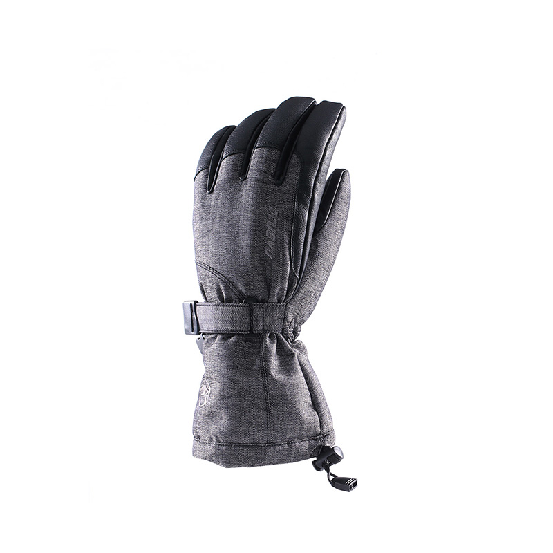 ski gloves